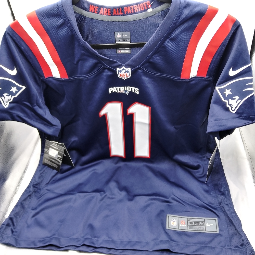 Nike Julian Edelman New England Patriots Jersey Women Med or XL Blue NWT NFL